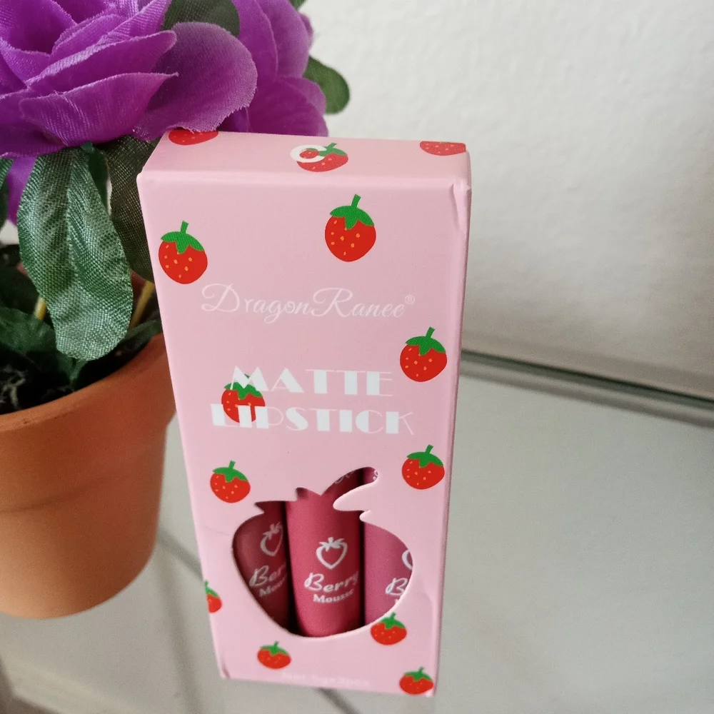 Berry Mousse Matte Lipstick 3 pcs Set